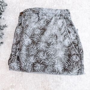 Goodfellow Blue and Grey Palm Tree Print Linden Short Size 36